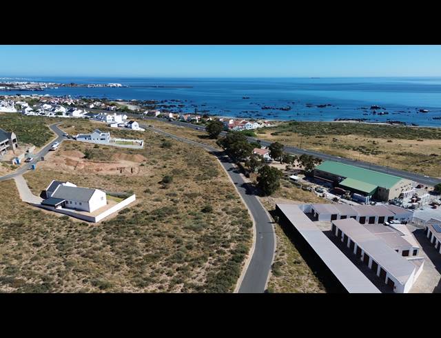 944M² VACANT LAND FOR SALE IN BRITANNICA HEIGHTS